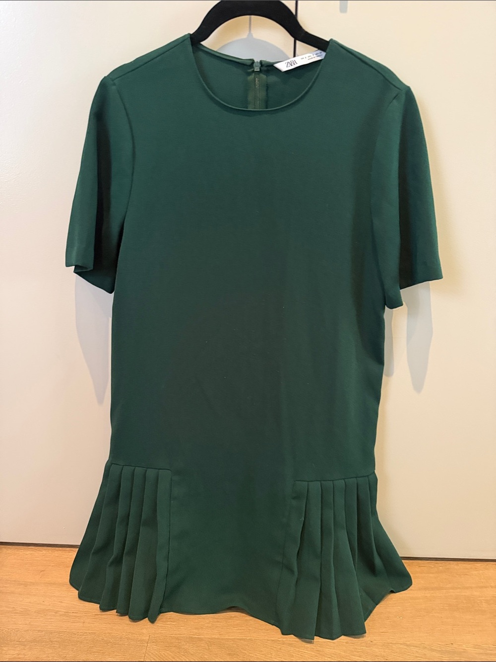 Zara Emerald Green Pleated-Hem Short Sleeve Dress